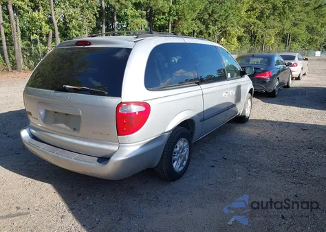 2002 Dodge Grand Caravan Sport z USA, uszkodzony, nr VIN 2B4GP44332R745174